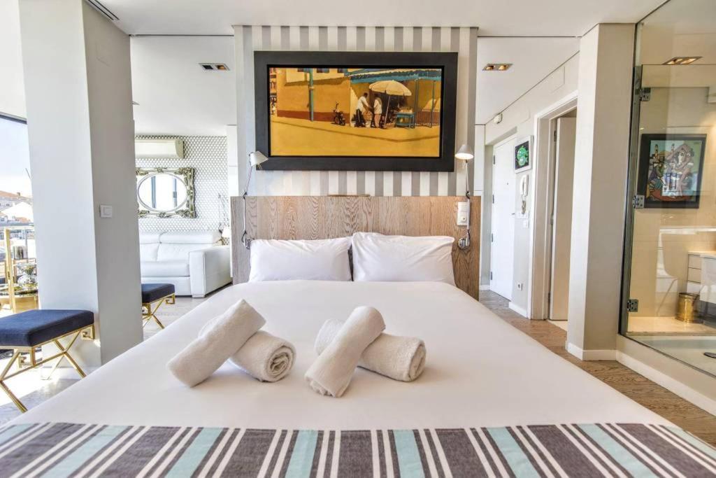 Lovelystay - Full Sky In Chiado Lisbon Exterior photo